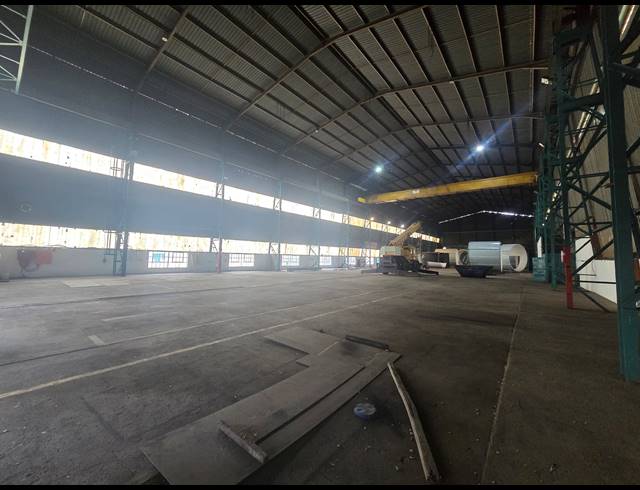 5,600M² FACTORY TO LET IN ANDERBOLT